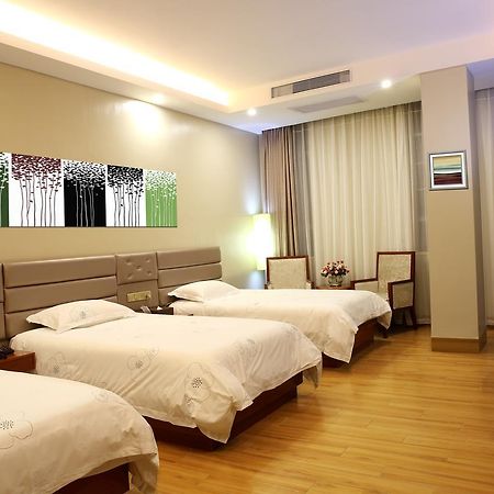 Guangzhou Tie Lv Hotel Экстерьер фото